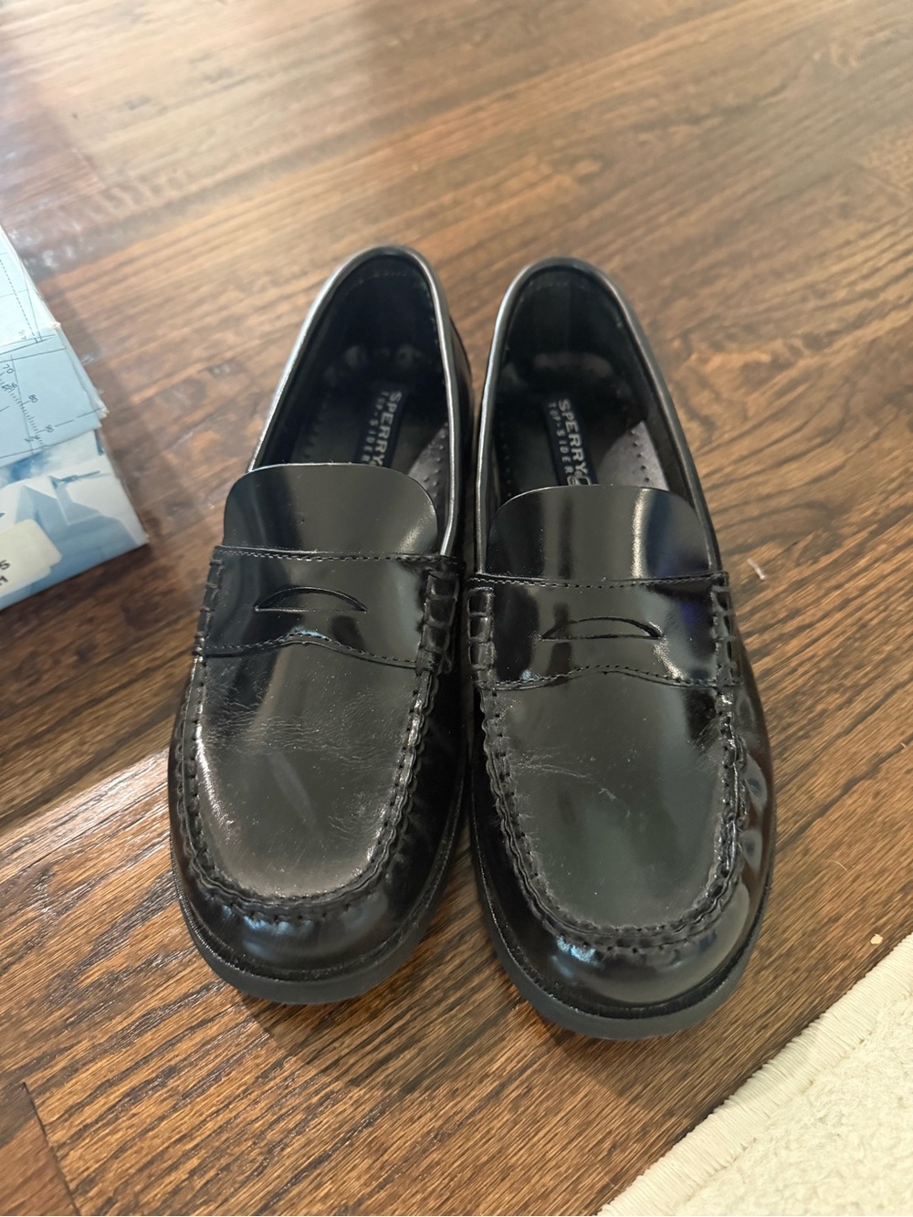 Boys Sperry Black Patent Leather Loafers Size 5